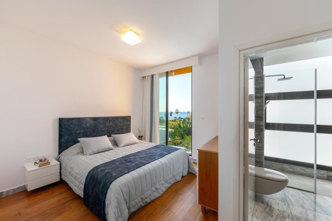 Villa Laurus 6, Walking Distance To The Beach Paphos Exterior foto