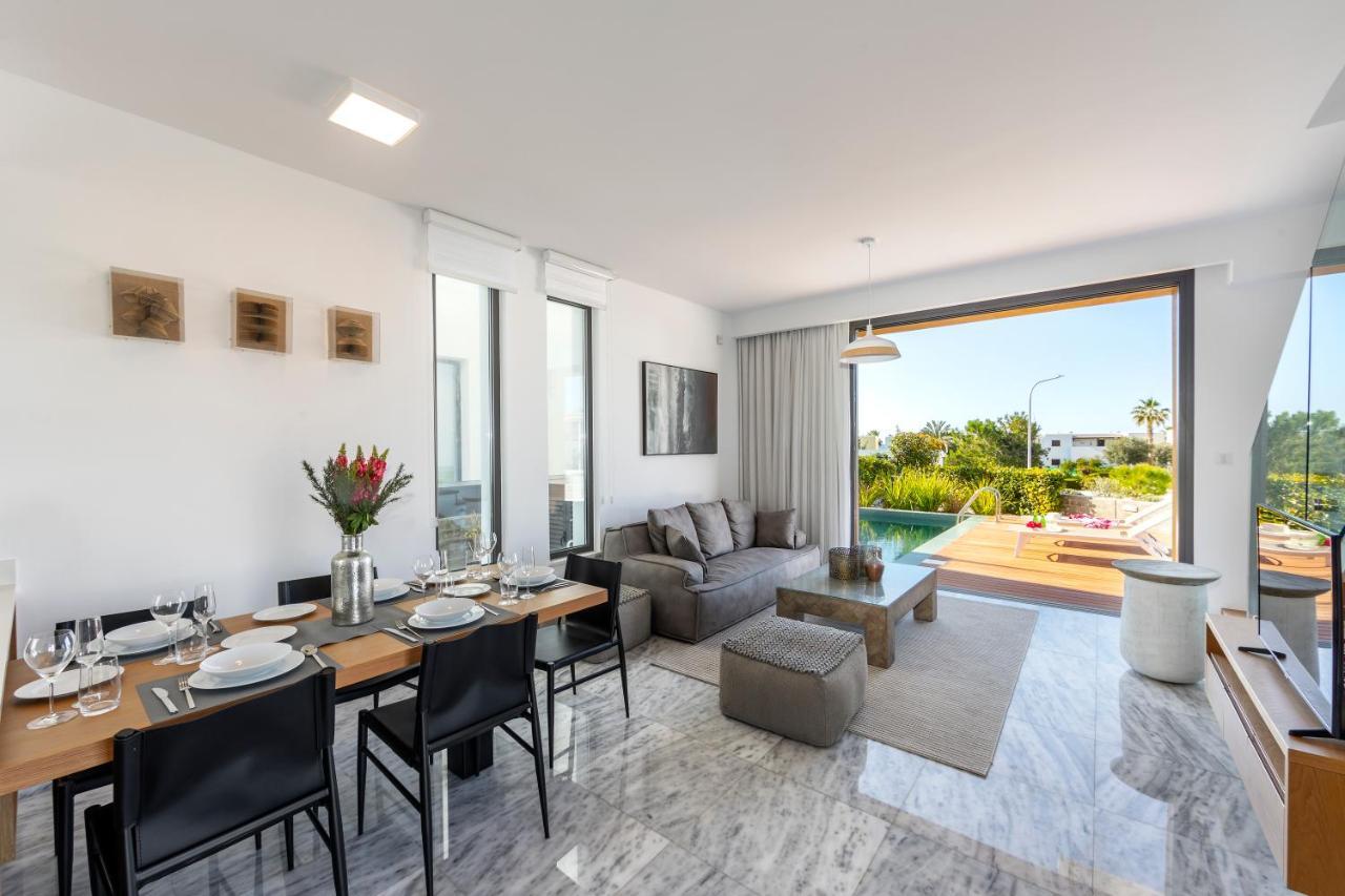 Villa Laurus 6, Walking Distance To The Beach Paphos Exterior foto