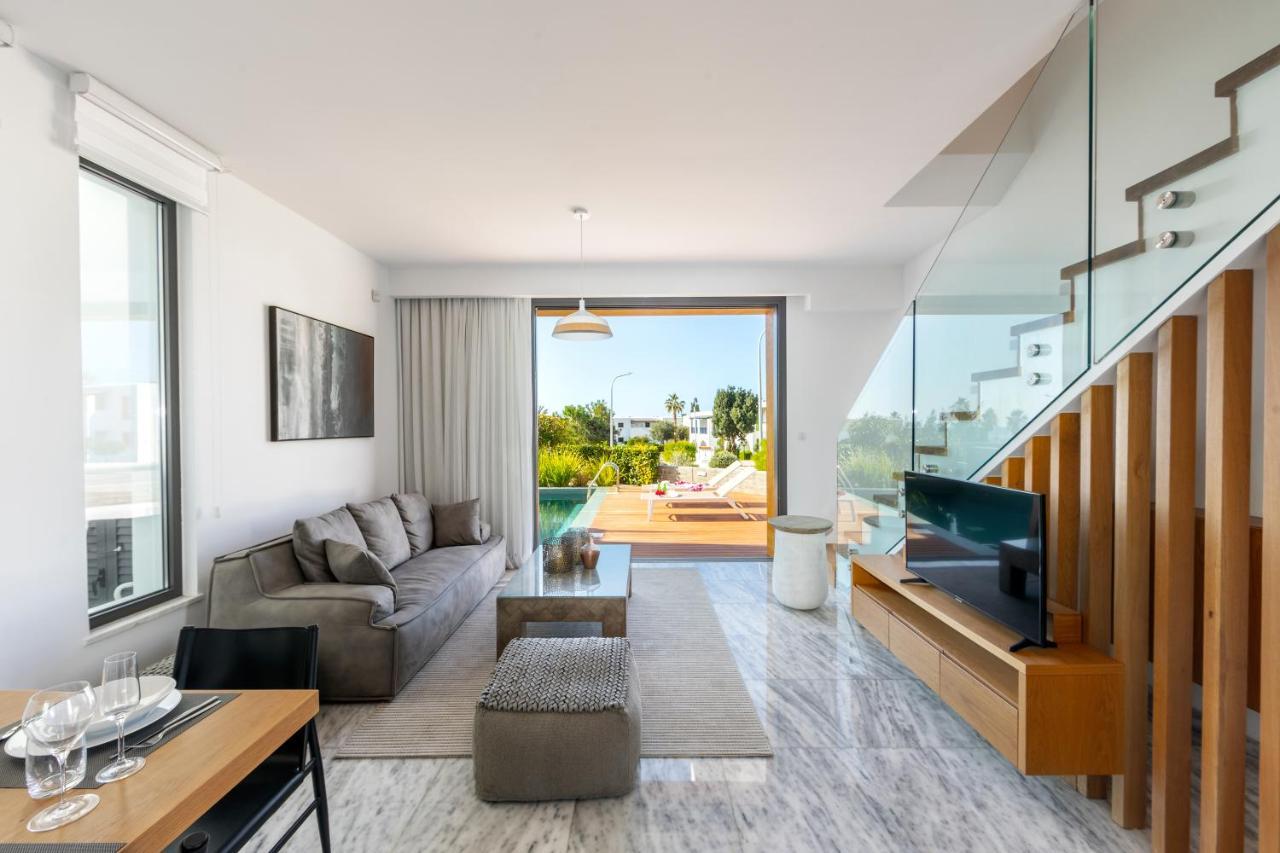 Villa Laurus 6, Walking Distance To The Beach Paphos Exterior foto
